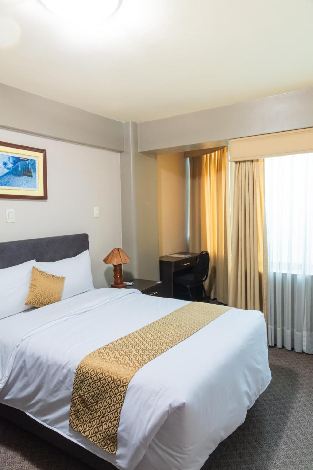 Hotel La Joya Уарас Екстериор снимка