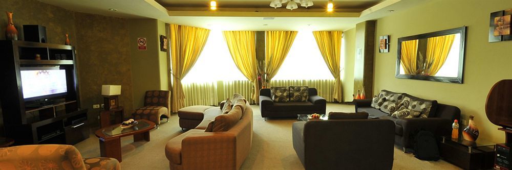 Hotel La Joya Уарас Екстериор снимка